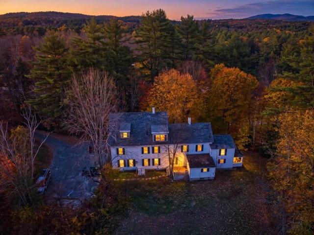 House for sale in Elkins, New London