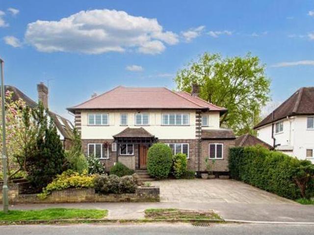 House for rent in Blackhills, Surrey