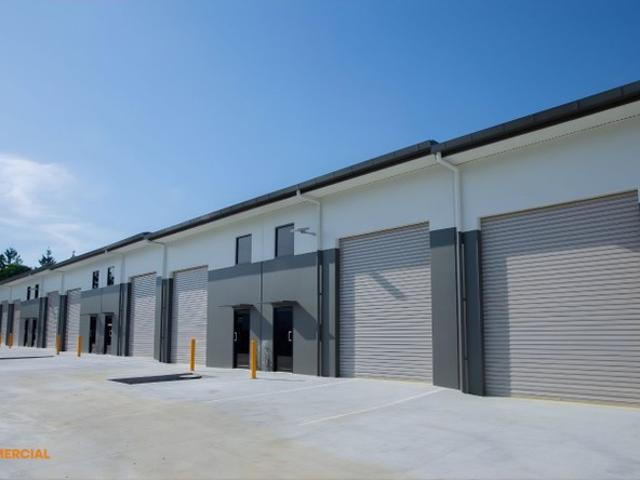 Warehouse for rent in Toombul, Queensland