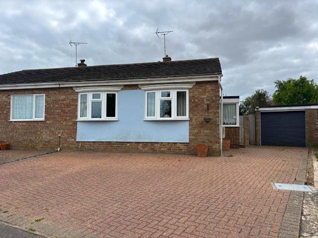 House for rent in Frinton and Walton, Dale Hill