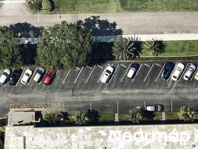 Condo for sale in Hollywood, Florida