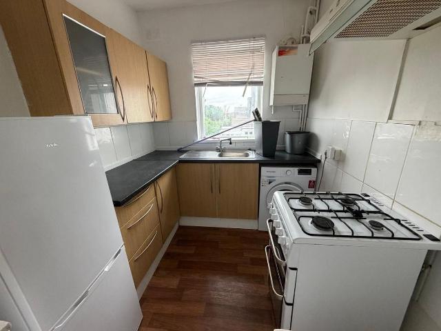 Apartment for rent in Hale End, Greater London