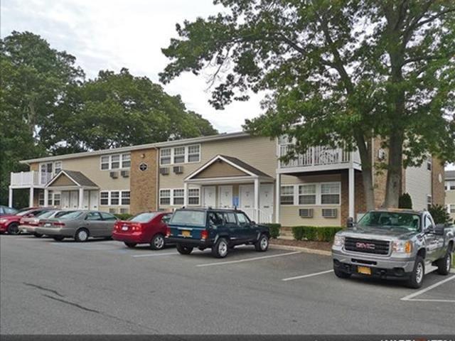 Apartment for rent in Holbrook