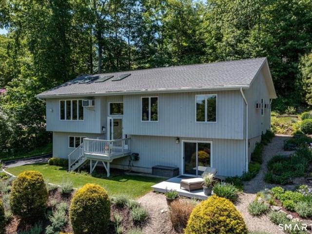 House for sale in New Fairfield, Connecticut