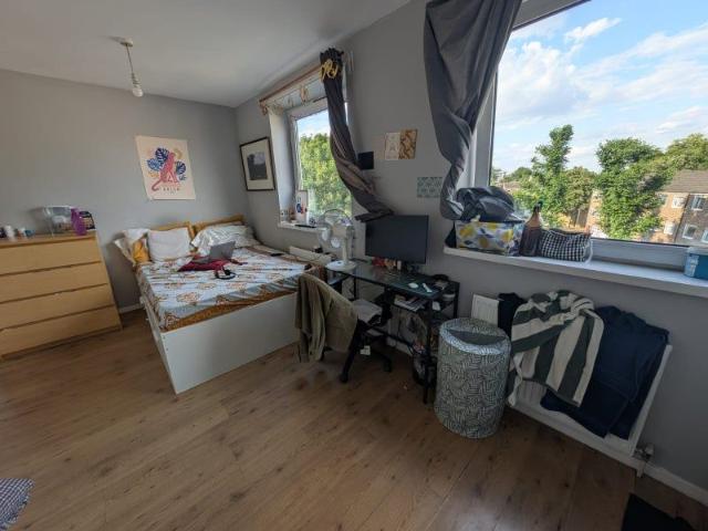House for rent in Holloway, Greater London