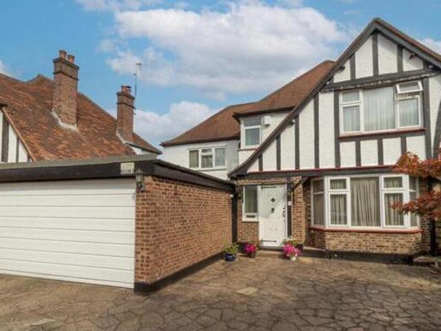 House for sale in Hertfordshire