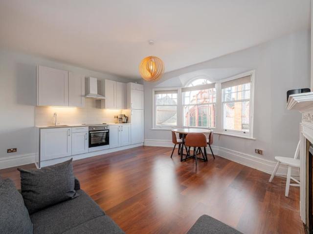 Apartment for rent in Muswell Hill, Greater London