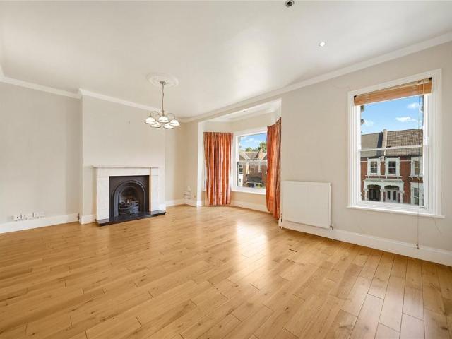 Apartment for rent in West Hampstead, Greater London