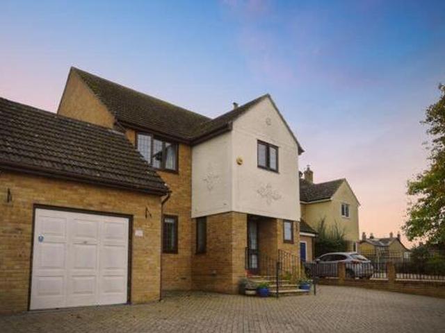 House for sale in Lyons, Greater London