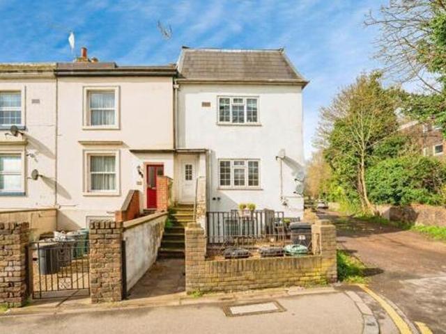 House for sale in Uxbridge, Greater London