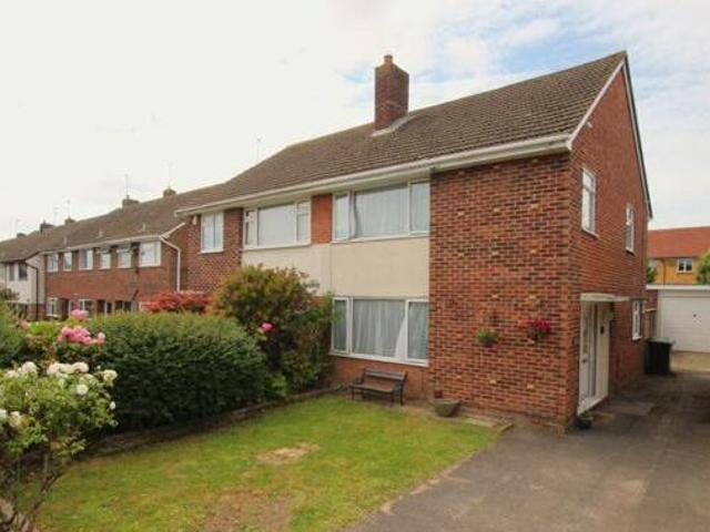 House for sale in Spring Vale, Hampshire