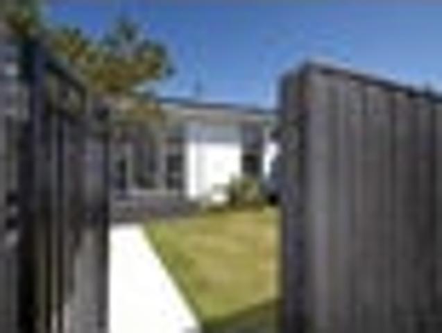 Apartment for rent in Hillmorton, Canterbury