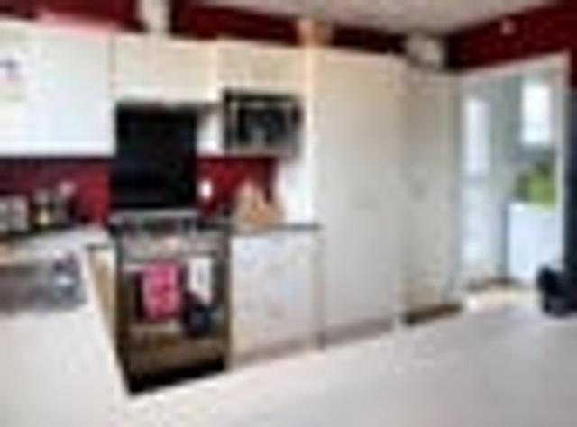 House for rent in Chaslands, Canterbury