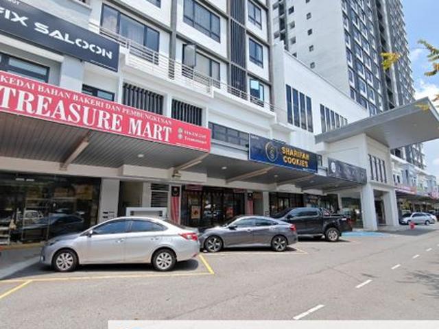 Shop for rent in Kajang, Langat