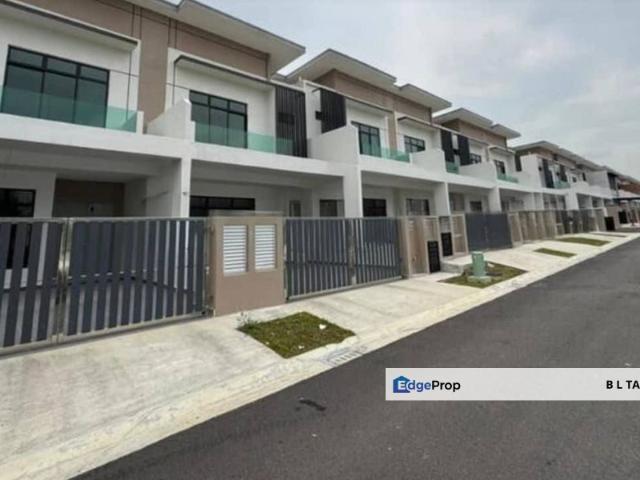 House for sale in Pulai, Bukit Ledang