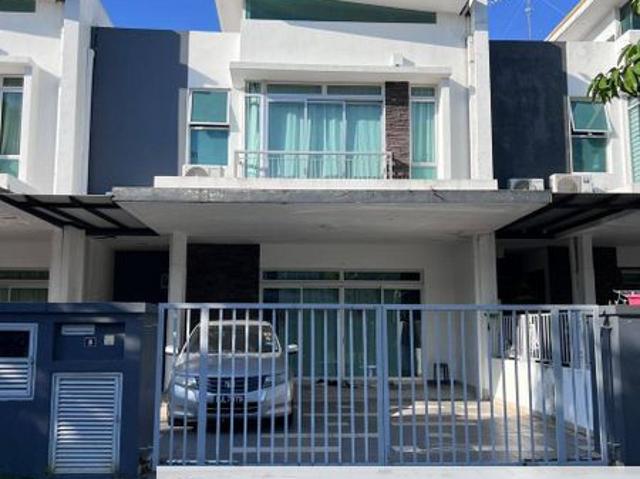 House for sale in Pulai, Bukit Ledang
