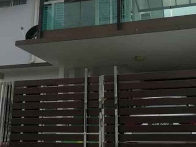 House for rent in Pulai, Bukit Ledang