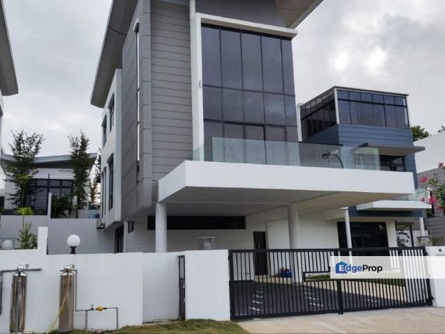 House for sale in Pulai, Bukit Ledang
