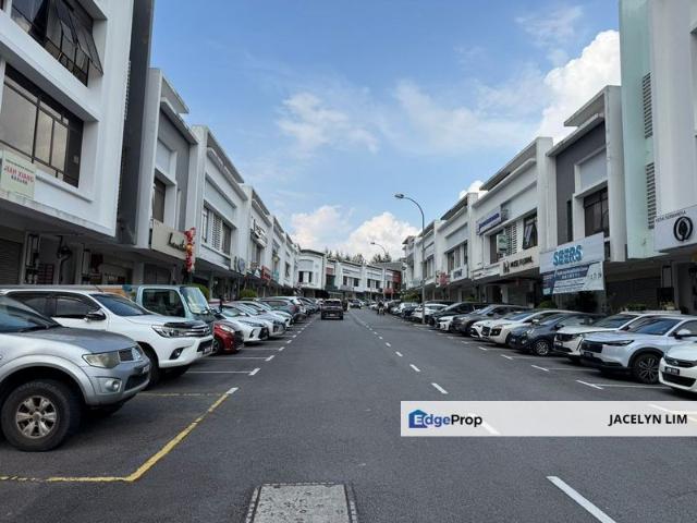 Shop for rent in Pulai, Bukit Ledang