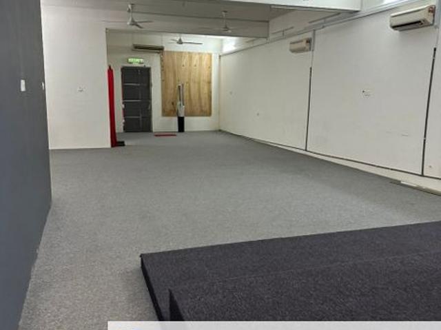 Shop for rent in Pulai, Bukit Ledang
