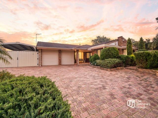 House for sale in Mount Nasura, Western Australia