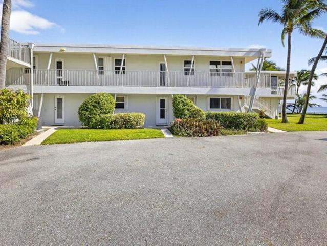 Condo for sale in Hillsboro Beach, Florida