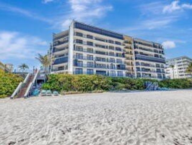 Condo for sale in Hillsboro Beach, Florida