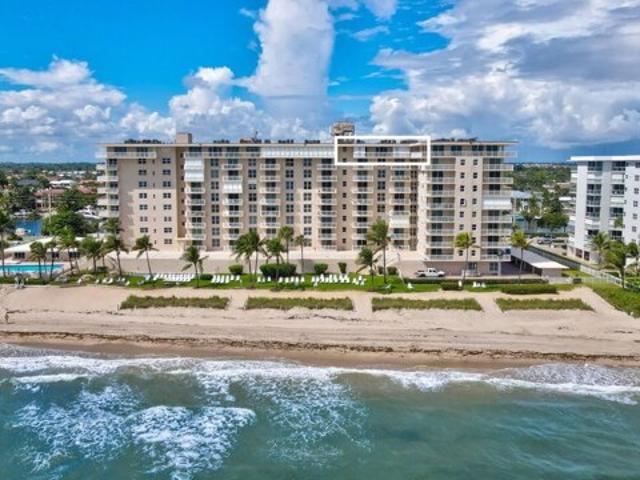 Condo for sale in Hillsboro Beach, Florida