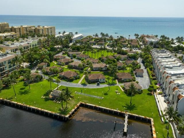 Condo for sale in Hillsboro Beach, Florida