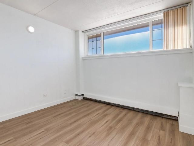Apartment for rent in Fairview, Calgary