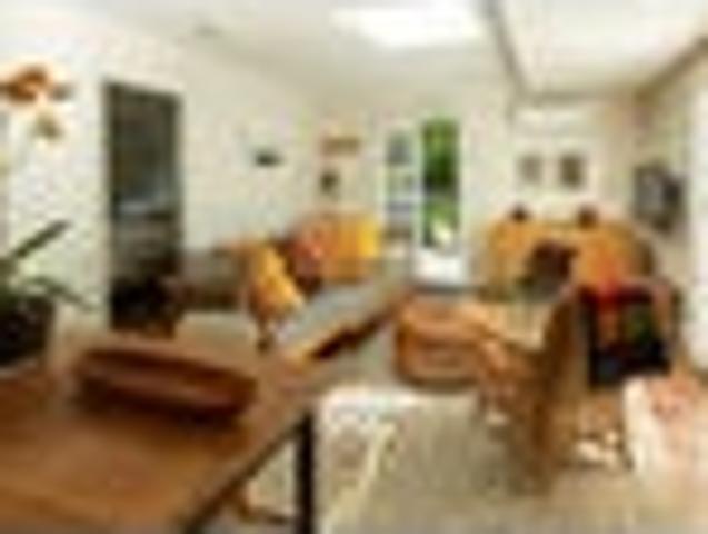 Apartment for rent in Hillsborough, Oroua County