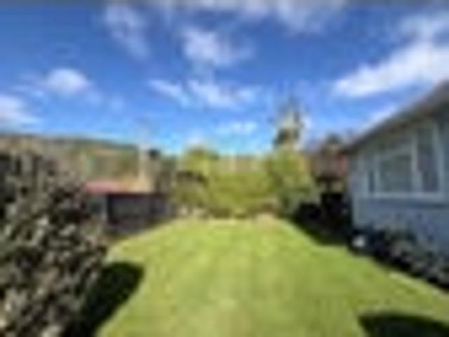 House for rent in Chaslands, Canterbury