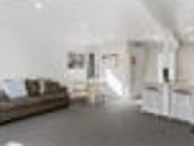 House for rent in Three Kings, Oroua County