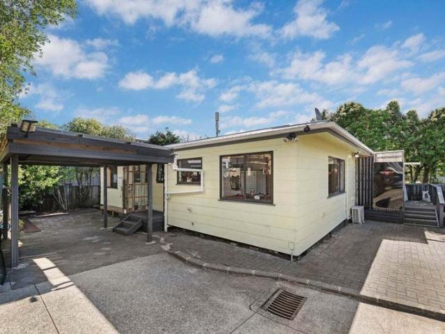 House for rent in Hillsborough, Oroua County