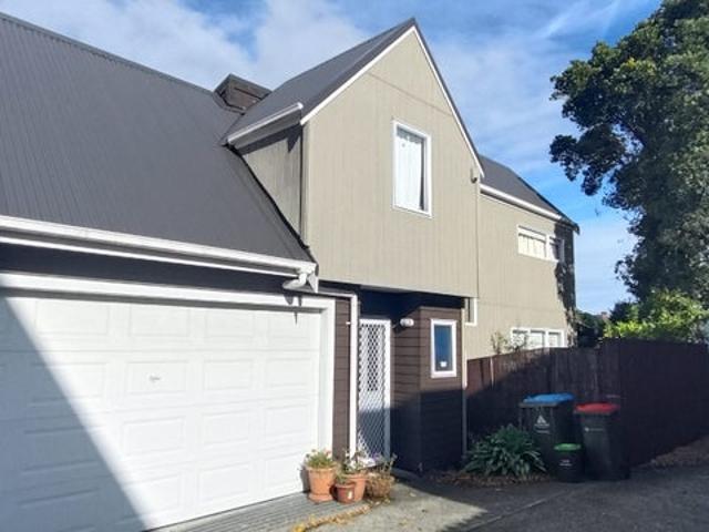House for rent in Hillsborough, Oroua County
