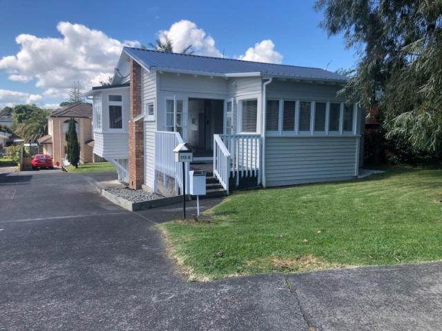 House for rent in Hillsborough, Oroua County