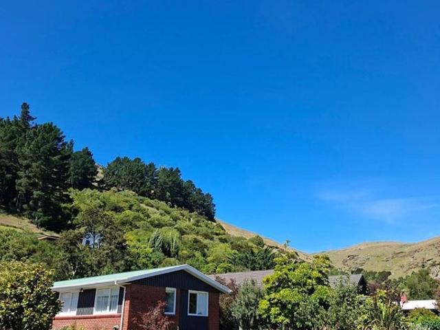 House for rent in Chaslands, Canterbury
