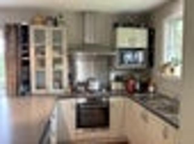 House for rent in Chaslands, Canterbury