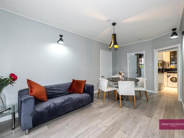 House for rent in South Hampstead, Greater London