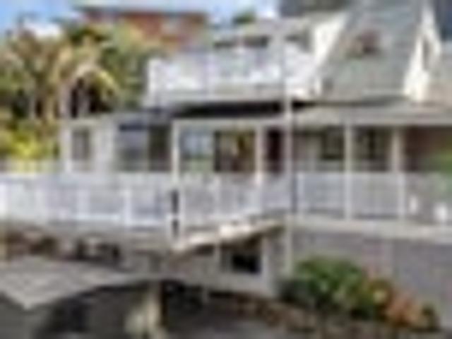 House for sale in Hillsborough