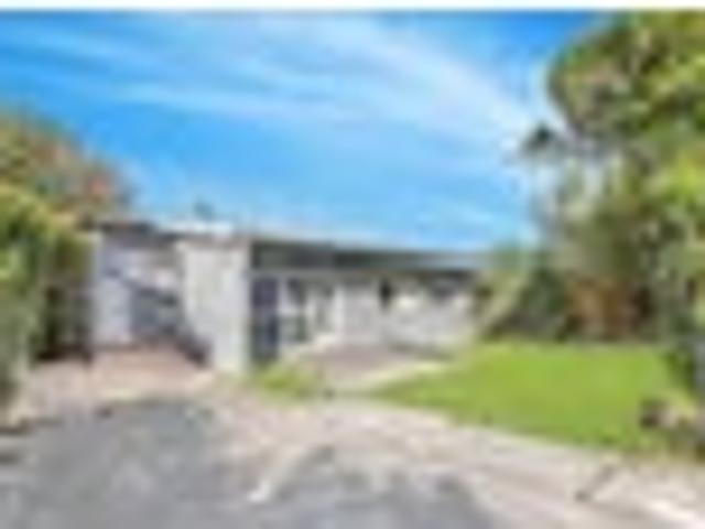 House for sale in Hillsborough, Oroua County