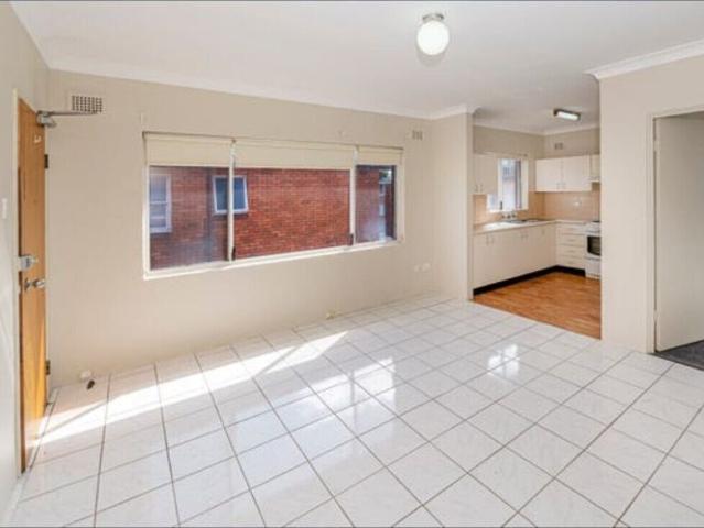Room for rent in Eastern Suburbs, Sydney