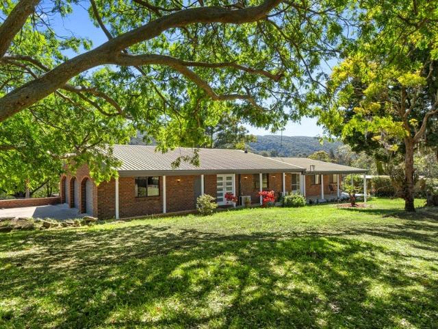 Cottage for sale in Sydney, New South Wales