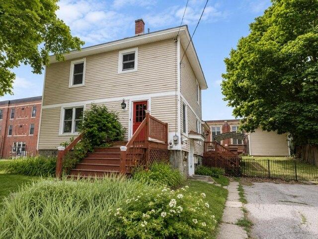 House for sale in New Hampshire