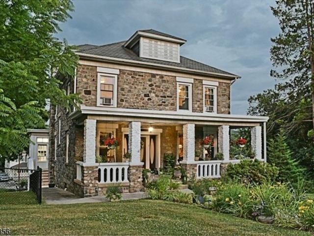 House for sale in Netcong, New Jersey