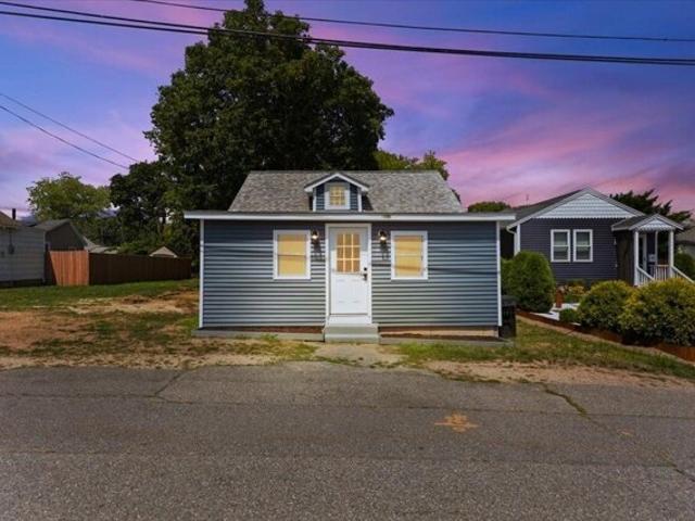 House for sale in Swansea