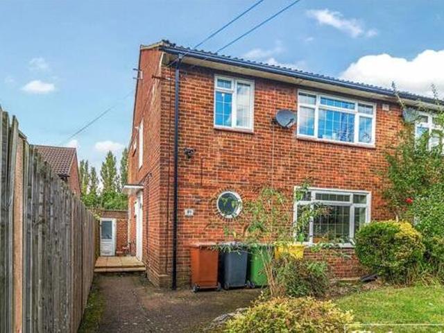 House for sale in Borehamwood, Hertsmere