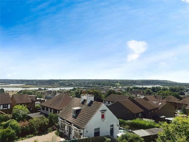 Apartment for rent in Strood, Medway