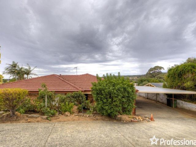 House for rent in Mount Richon, Western Australia