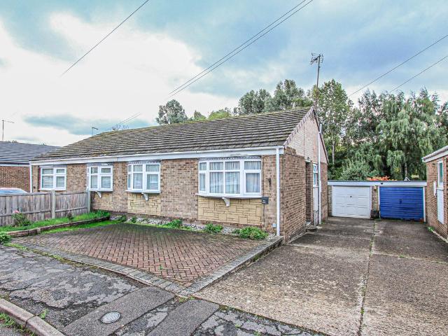 House for rent in Priors Hall Park, Weldon